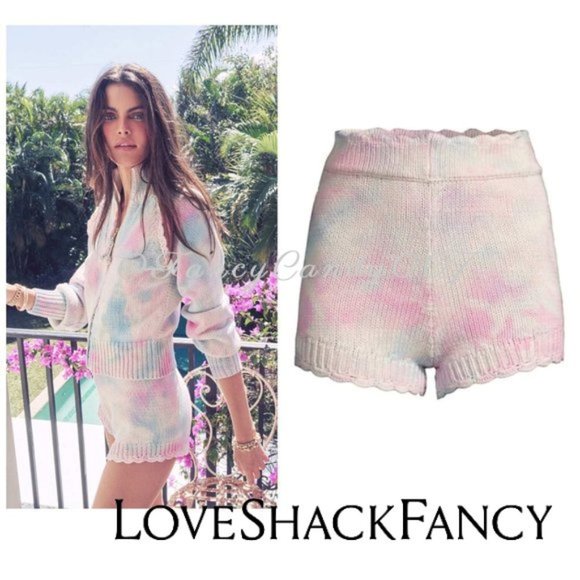 🎀 Karrisa Tie Dye Knit Scallop Shorts, Size L, Pink, White & Blue - Picture 1 of 17